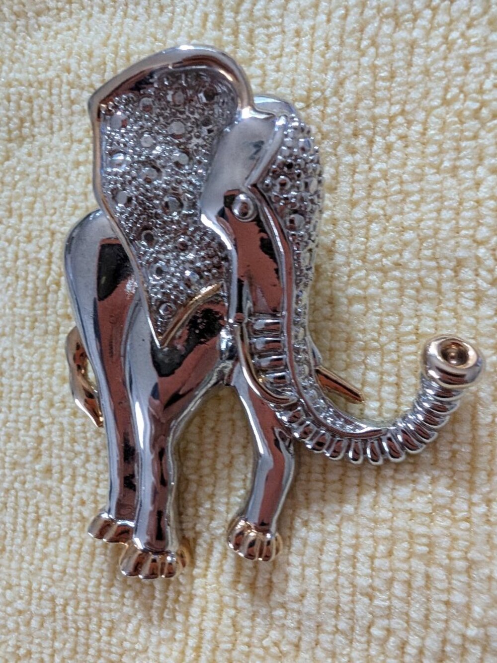 Elephant Broche - Picture 2 of 5